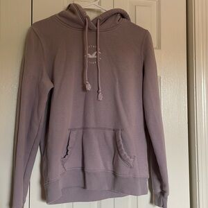 hollister women’s light purple hoodie (M)